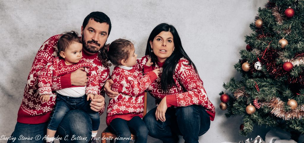 Shooting Stories séance photo Famille avec Lucy et Elynn au studio série noël